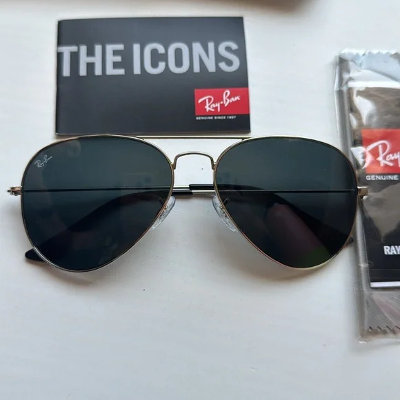 Classic Ray-Bans - Picture 4 of 4